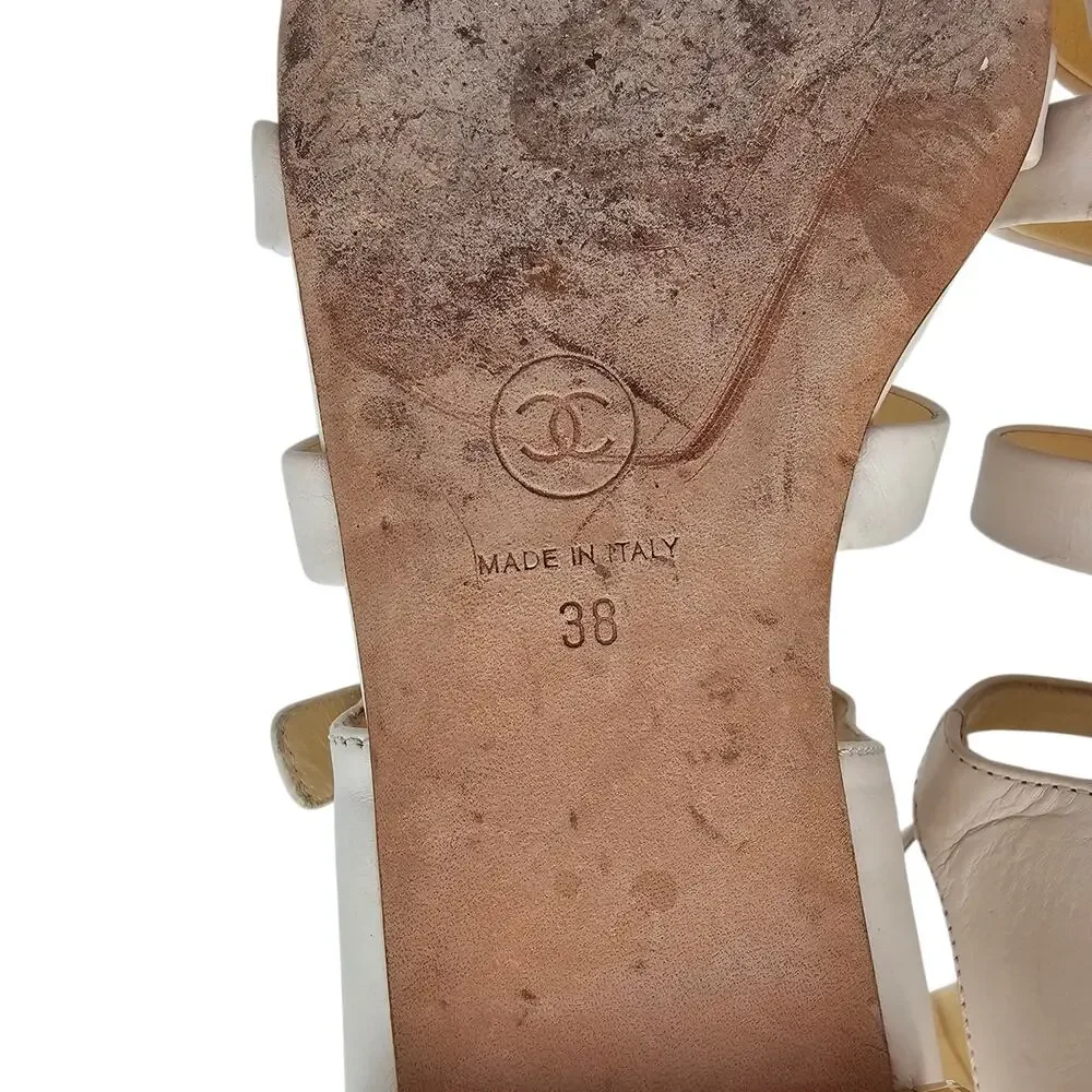 Chanel Pearl White Leather Gladiator Flat Sandal Strap Cage Zip Size 38 7 7.5